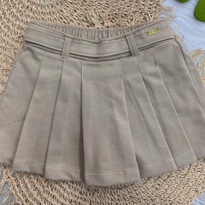 Conj. Blusa Off Laço Dourado e Shorts Saia Areia